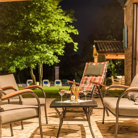 别墅 Kanedolo Momjan