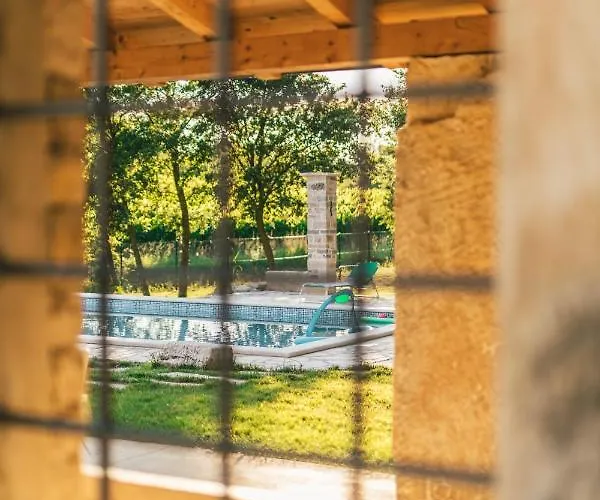 Kanedolo Villa