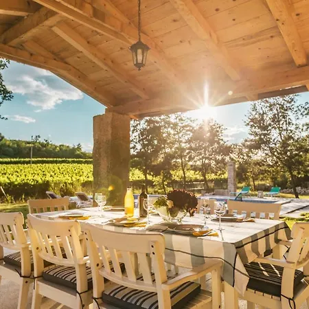 Βίλα Kanedolo Momjan